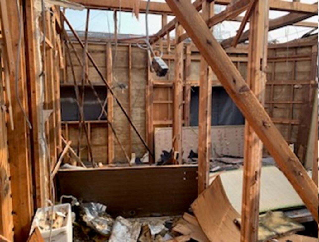 画像：屋根撤去