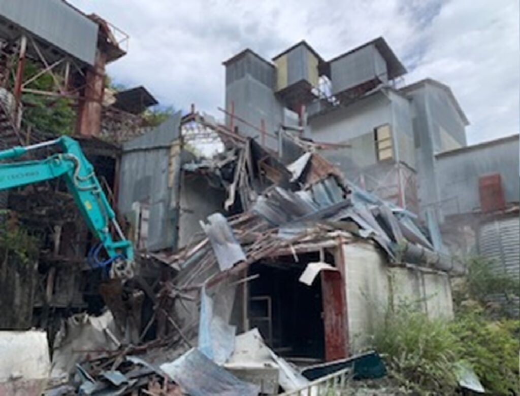 画像：建屋解体
