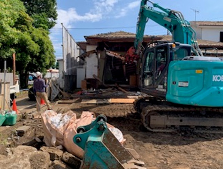 画像：木造建屋解体