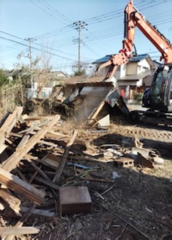 画像：木造建屋解体