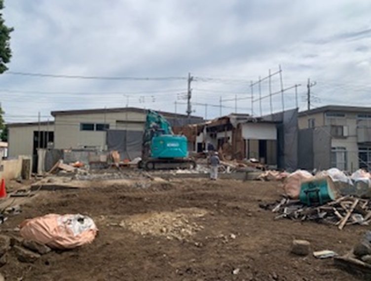 画像：土間基礎解体及び整地